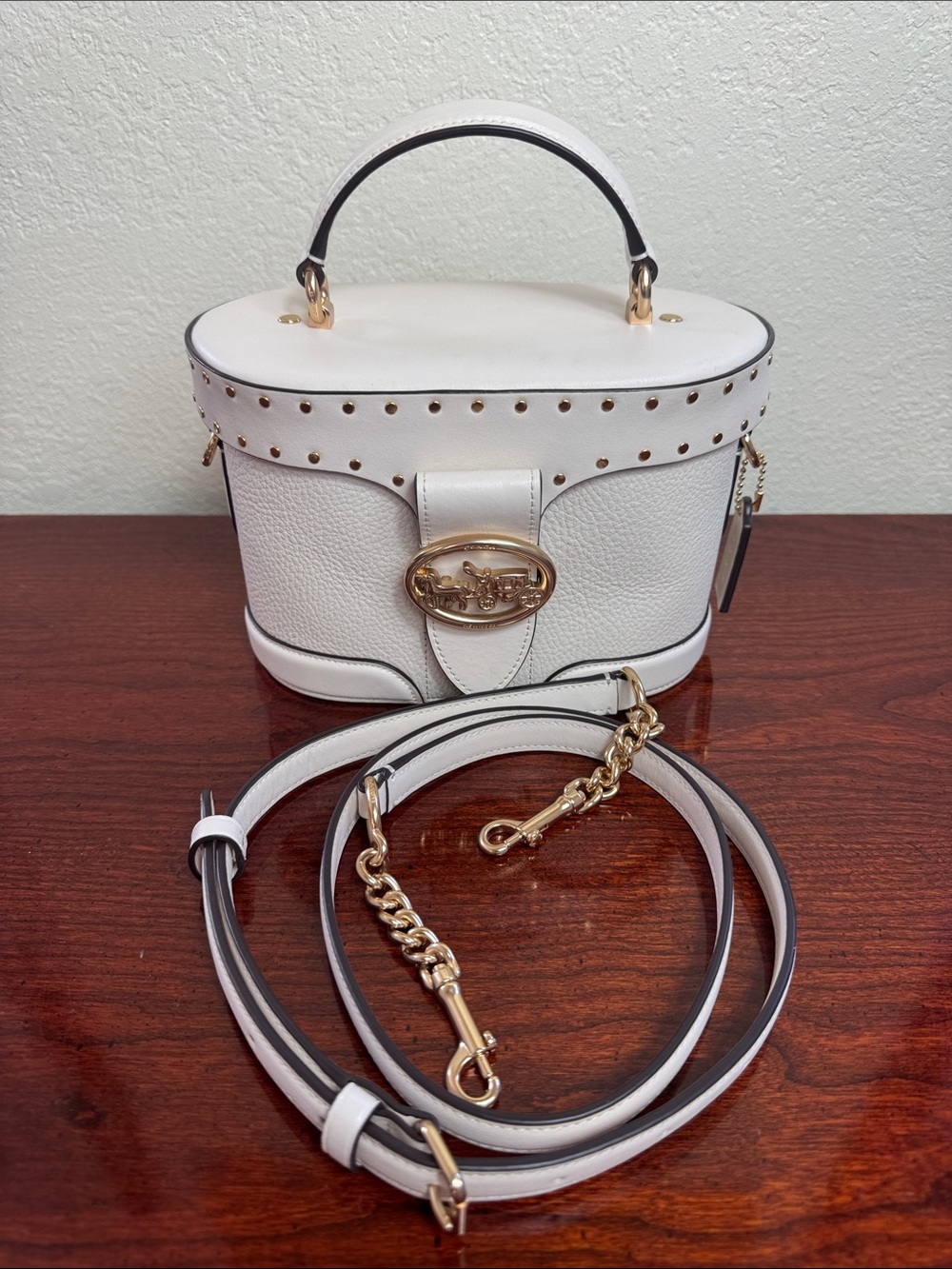 Coach Georgie Kay  Elegant Chalk Cream Leather Top Handle Purse. - Picture 2 of 14